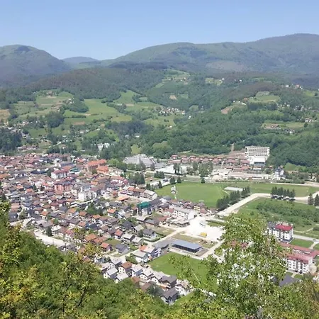 Wolf's Plane Luxury Isolated Mountain House For Digital Nomads Fojnica